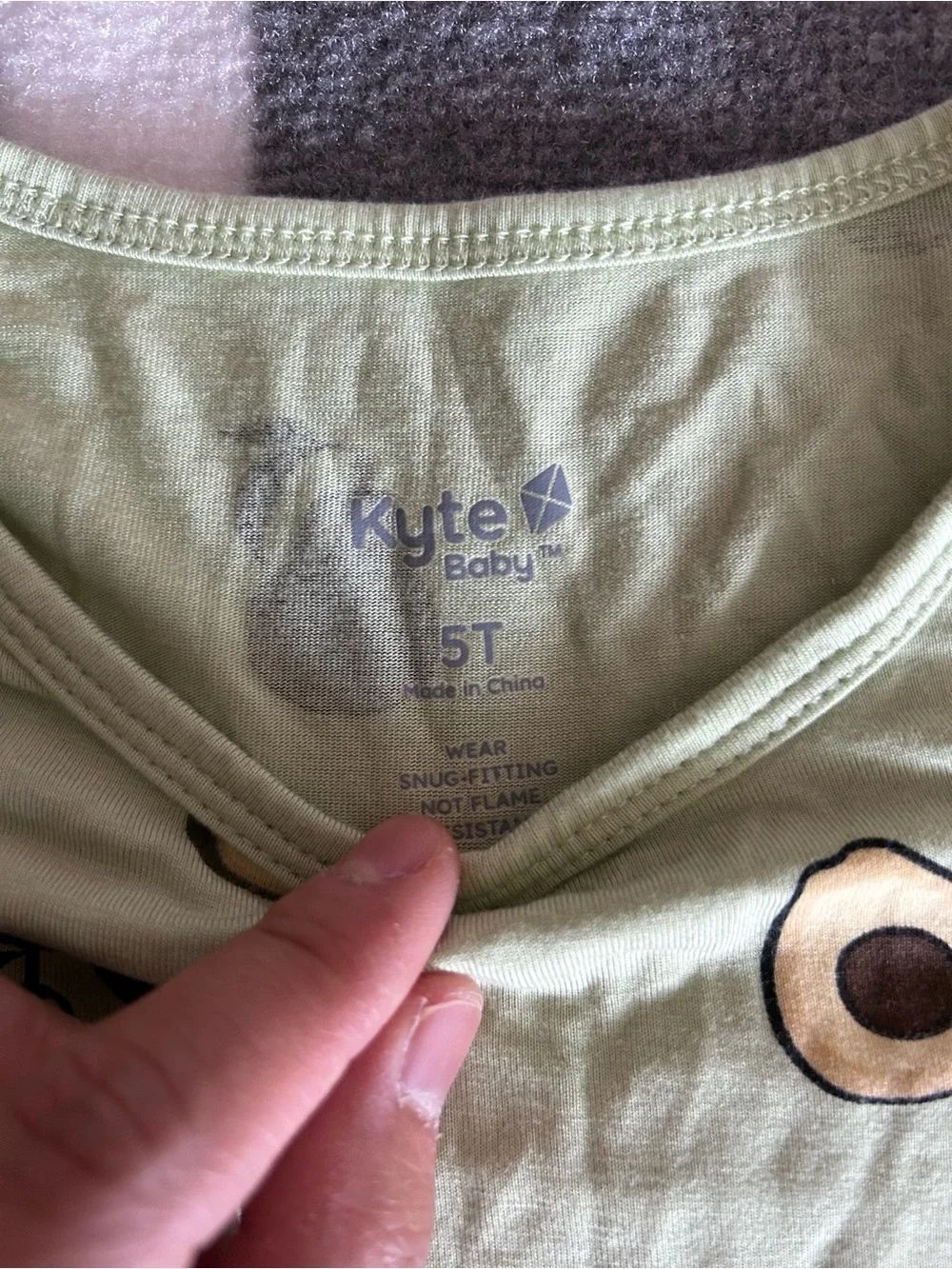 Like NEW Kyte BABY Avocado Print Pajama set 5T